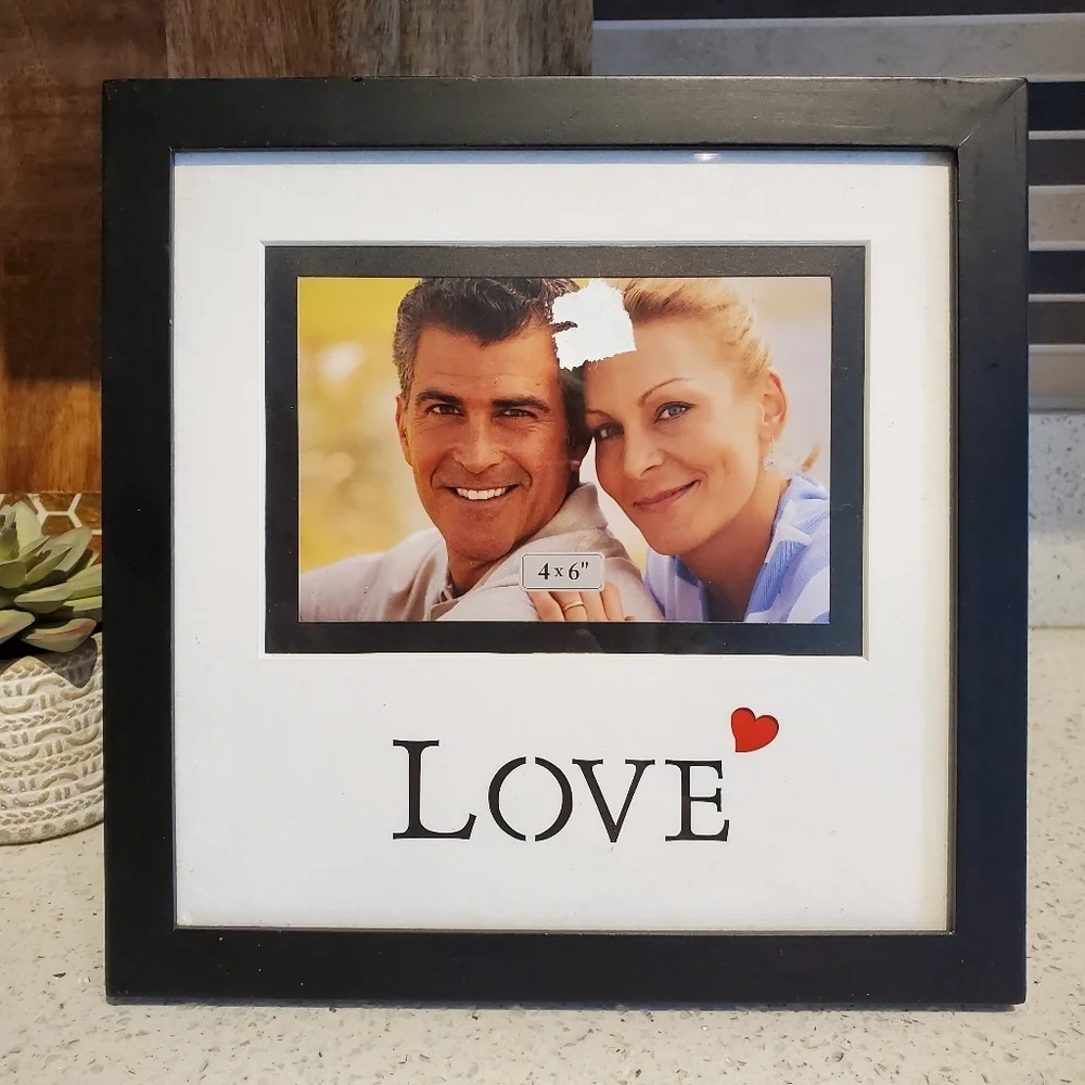 6x4 Picture Frame Love Heart Mat White Black Classic Neutral Romantic Table Top